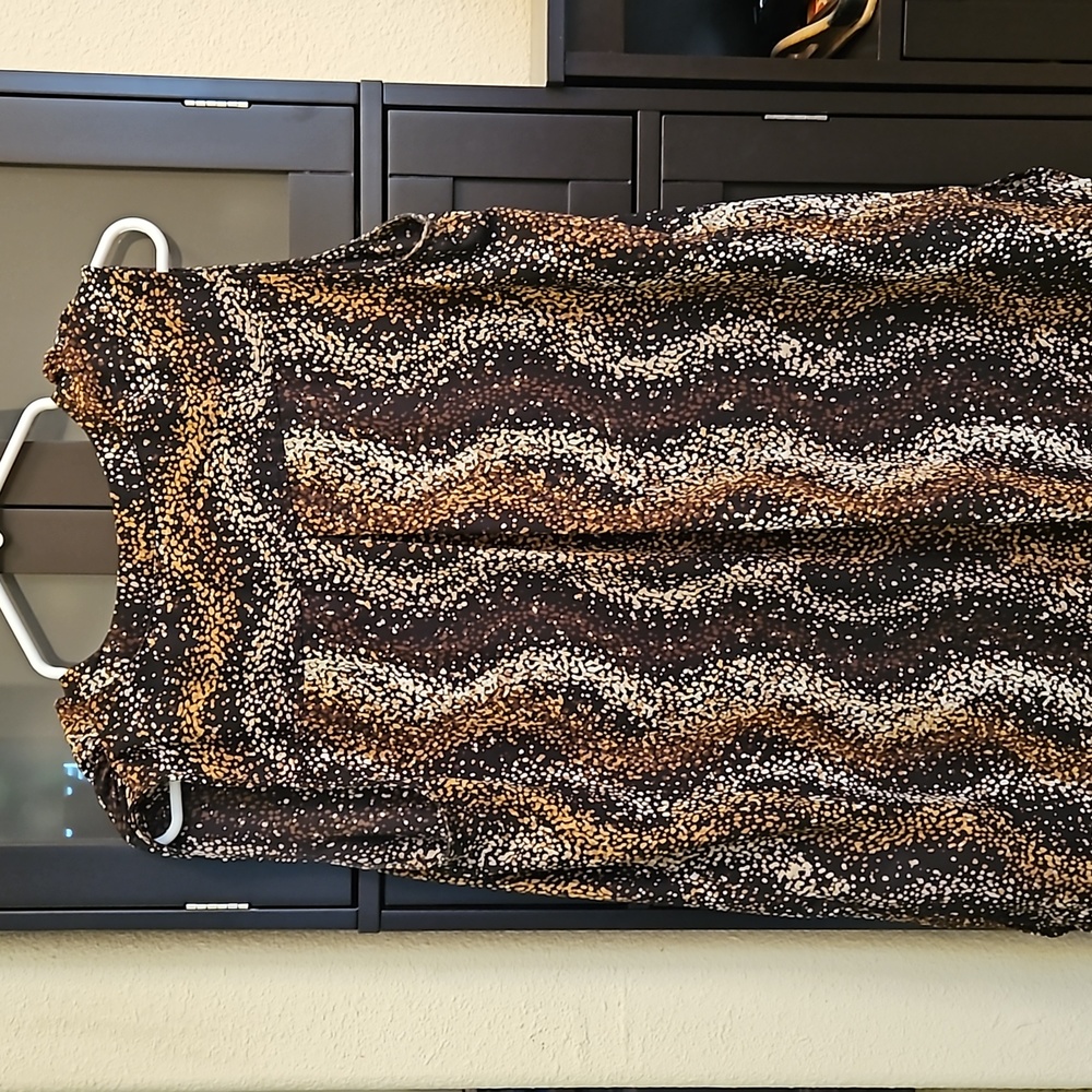 Beautiful unique blouse - Picture 4 of 5